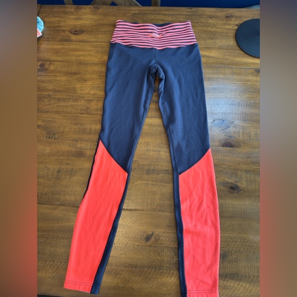 Lululemon RARE Runder Unders! - Picture 3 of 8